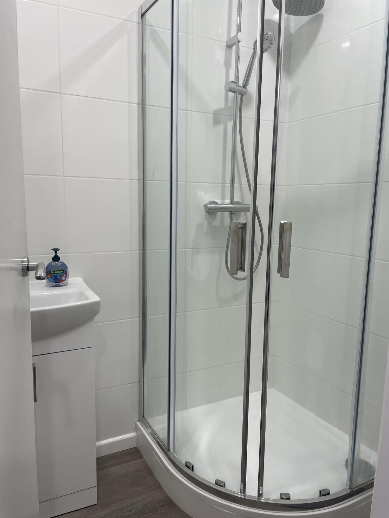 Charming 1-bed In * Londra